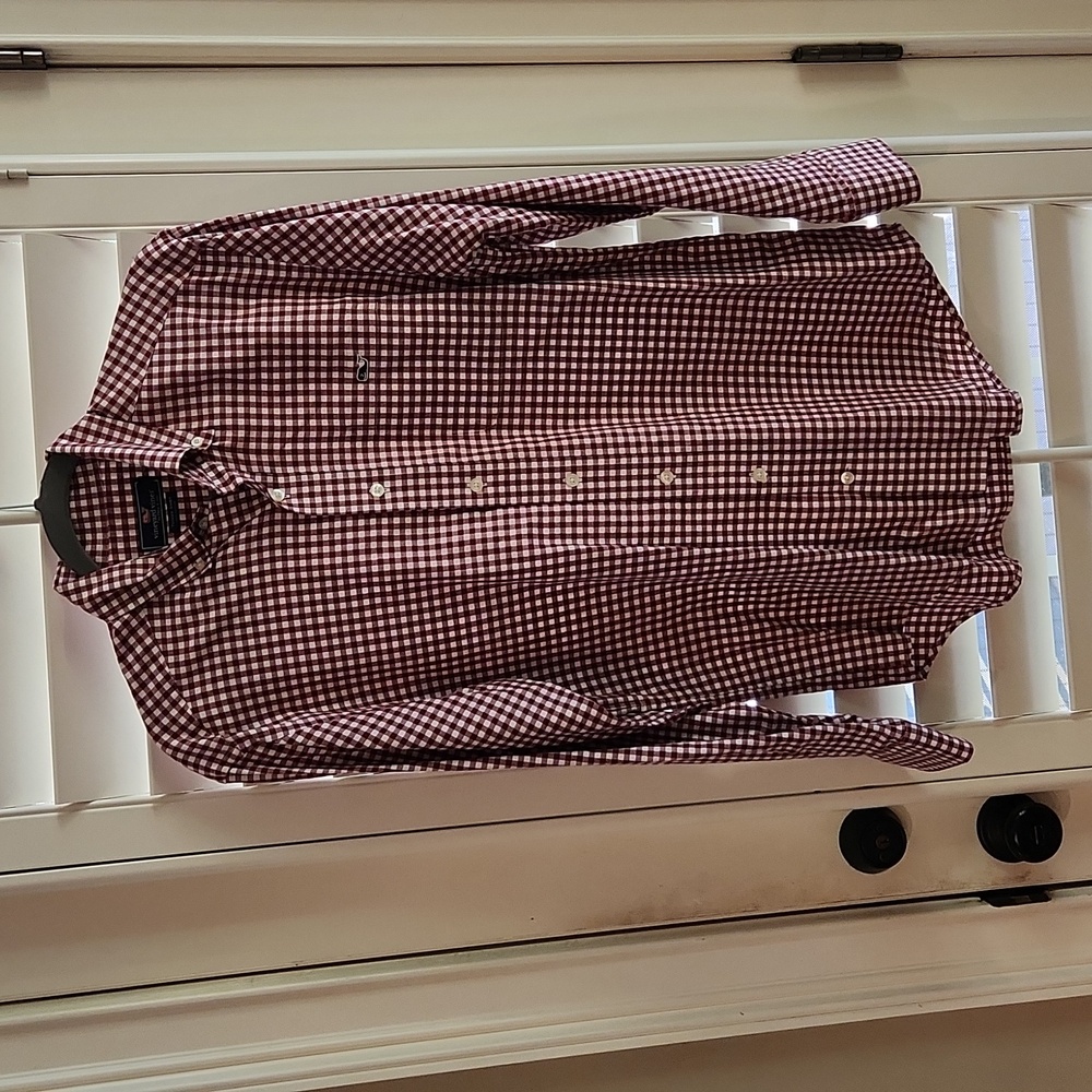 VINEYARD VINES l BUTTON DOWN PLAID SHIRT